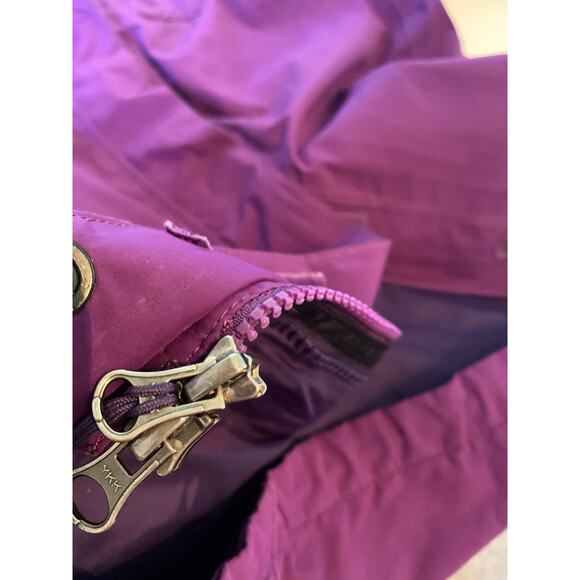 The North Face HyVent size small full zip raincoat No Hood - Picture 8 of 10